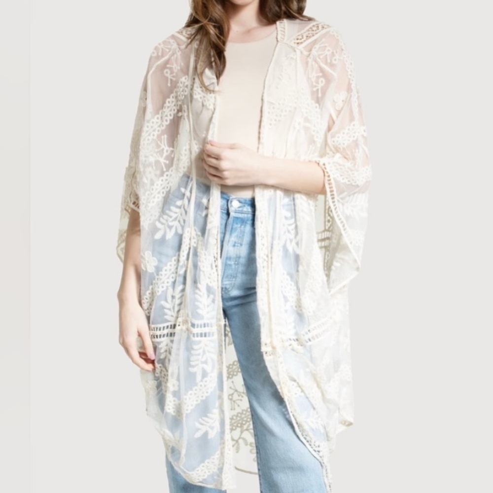 Anthropologie SAACHI - SHEER LACE FLORAL KIMONO CARDIGAN